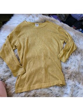 CLIO Gold Metallic Ribbed Long Sleeve Top